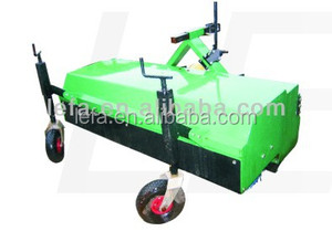 Tracteur Hitch Nylon brosse aéroport piste balayeuse - Product Image 1