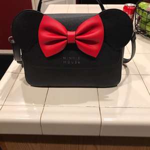 Petit sac à main à bandoulière en cuir PU Minnie Mouse personnalisé d'usine OEM FAMA pour femmes sacs de messager - Product Image 3