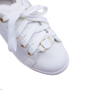 En forma <span class=keywords><strong>de</strong></span> corazón <span class=keywords><strong>de</strong></span> Metal personalizado <span class=keywords><strong>zapato</strong></span> zapatillas <span class=keywords><strong>de</strong></span> deporte cordón encanto Decoración - Product Image 6
