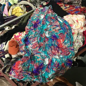 China fashion summer mixed used clothing and lot of used cloths in kg