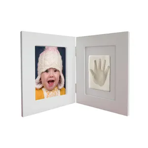 Huella de handprint del bebé suave arcilla blanca caja de la foto marco de la pantalla