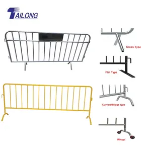 Interlocking Safety Logam Crowd Control Mencakup Pagar Pejalan Kaki Hambatan/Crowd Control Barrier dengan Roda