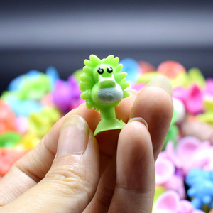 Mini monstres en plastique moulé par injection, mini jouet animal en silicone à ventouse, capsule vide, jouet <span class=keywords><strong>Stikeez</strong></span> - Product Image 3