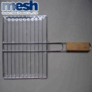 Griglia BBQ in Acciaio Inox con Rete Argentata 27x27x25cm per Arrostire la Carne QUNKUN QKB-0034 Resistente alla Corrosione con Manico in Legno per <span class=keywords><strong>Gas</strong></span> - Product Image 4