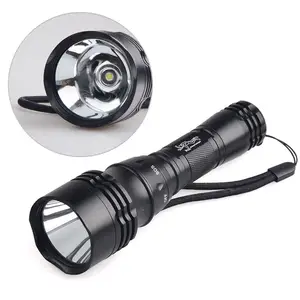 Potente linterna LED bajo el agua, luz de buceo portátil IPx8 resistente al agua superbrillante con LED de