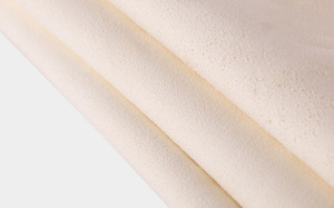 Panno in Pelle Scamosciata Naturale Multiuso di Alta Qualità, Super Assorbente per Lavaggio Auto AUTOPERKS - Product Image 2