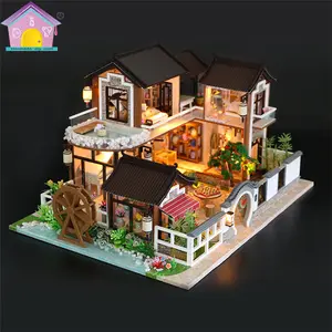 Maison de poupée professionnelle Diy, maison de poupée en bois faite à la main - Product Image 1