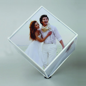 AIDARY <span class=keywords><strong>Cube</strong></span> Design <span class=keywords><strong>Photo</strong></span> Cadre <span class=keywords><strong>Photo</strong></span> Mode Sublimation Plastique Boule à Neige Paillettes Mix Couleur <span class=keywords><strong>Pas</strong></span> <span class=keywords><strong>Cher</strong></span> Élégant Plastique <span class=keywords><strong>Photo</strong></span> - Product Image 2