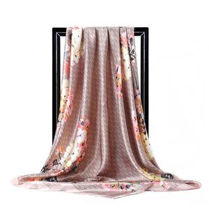 Sciarpe di seta di moda per donne scialle con stampa scialle in raso Hijab sciarpa da <span class=keywords><strong>donna</strong></span> Bandana da <span class=keywords><strong>donna</strong></span> di lusso 90*90cm di marca scialli quadrati sciarpe da <span class=keywords><strong>donna</strong></span> - Product Image 6