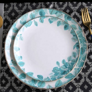 Décoration de mariage assiettes <span class=keywords><strong>en</strong></span> céramique à feuilles vertes vaisselle <span class=keywords><strong>en</strong></span> poterie assiettes de 8 pouces 10 pouces pour fêtes et événements - Product Image 3