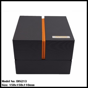 Caja de reloj de madera en colores naranja y negro, muy vendida. - Product Image 2