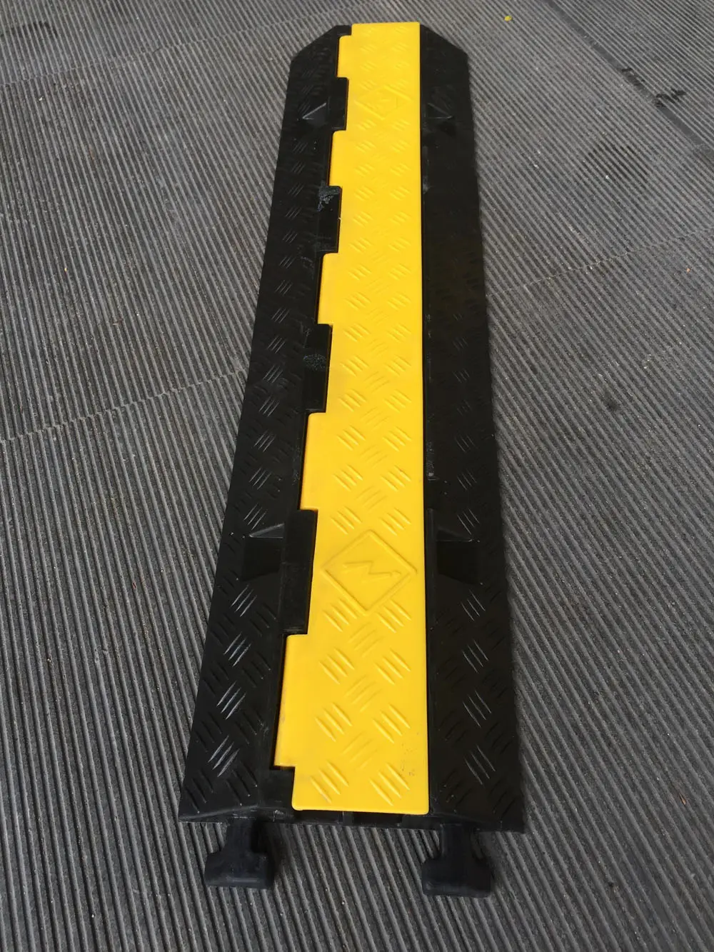 2 channel Cable protector / Cover/Cable Guard cable ramp bridge