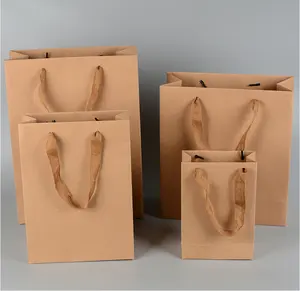 Einkaufs verpackung Recycelbare braune Kraft papiertüte Luxus-Boutique-Papier Geschenk-Einkaufstaschen mit Logo