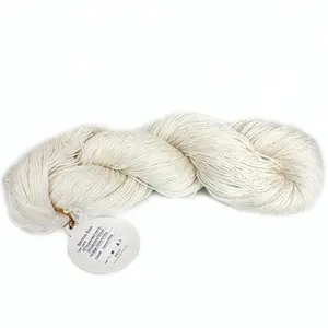 竹袜子纱 65% superwash 美利奴 20% 竹 15% 丝绸针织纱天然未染色纱