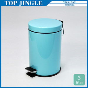 White Round Shape Plastic Pedal Waste Bin - Product Image 2