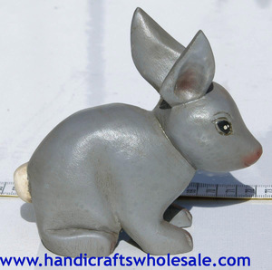 Arte popular de cedro tallado a mano estatuilla de conejo de madera Ecuador conejo gris decoración tallas artesanías de madera cajas de madera carteles de pared - Product Image 2