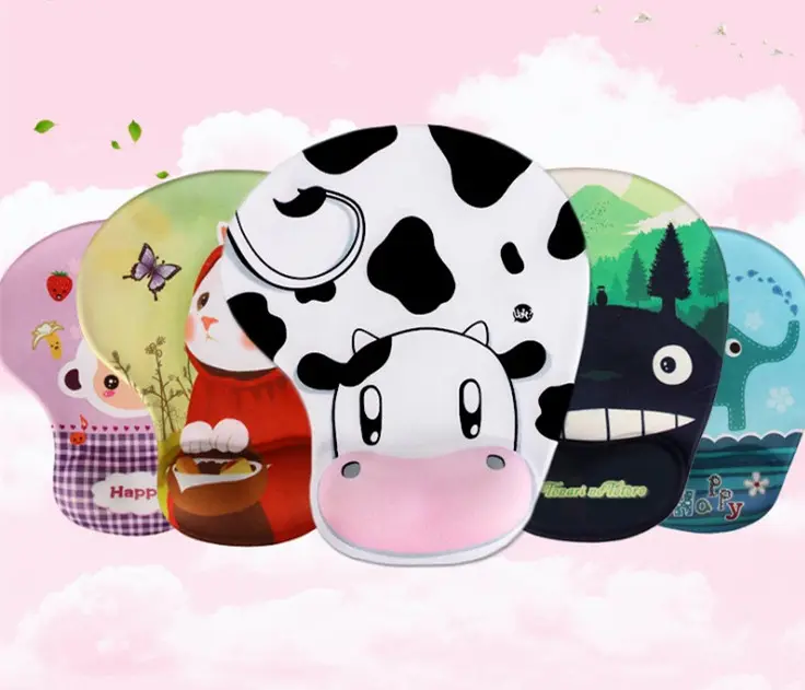 Hoge Kwaliteit Promotionele Custom Muis Mat Aangepaste Afdrukken Rubber Muismat Met Polssteun Giming Siliconen Anime Muismat