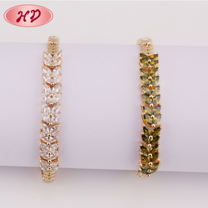 <span class=keywords><strong>Turco</strong></span> Disegni di Cristallo Verde 18K <span class=keywords><strong>Bracciale</strong></span> In Oro Giallo Per Le Donne - Product Image 3
