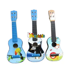 Großhandel Baby Holz spielzeug Gitarre, echte Holz gitarre für Kinder, heißer Verkauf Holz spielzeug Gitarre für Kinder W07H017