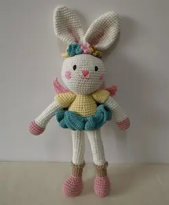 2019 亚马逊畅销 100% 手工钩针兔子玩具婴儿钩针 Amigurumi 陪伴礼品玩具 40厘米高度 HB-007