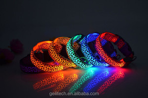 Fournir <span class=keywords><strong>collier</strong></span> de chien de mode de <span class=keywords><strong>Grain</strong></span> de Léopard Conception réfléchissant clignotant led <span class=keywords><strong>collier</strong></span> de chien - Product Image 6