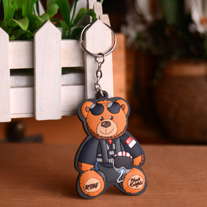 Último diseño Metal inusual moda de dibujos animados suave playa de goma llavero - Product Image 4