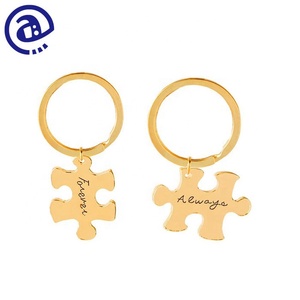 Offre Spéciale <span class=keywords><strong>porte</strong></span>-clés couple en métal avec logo <span class=keywords><strong>personnalisé</strong></span> <span class=keywords><strong>Puzzle</strong></span> créatif en forme de cadeau saint valentin <span class=keywords><strong>porte</strong></span>-clés et mousquetons promotionnels - Product Image 2