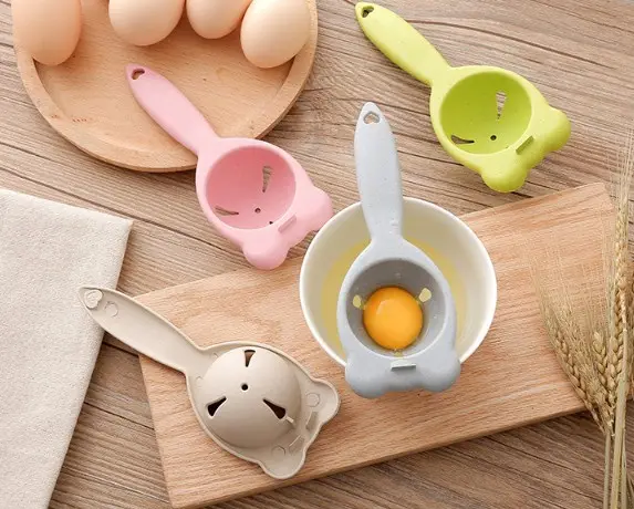 Hot Seller Plastic Egg Separator Egg White Yolk Filter Separator for Cooking Kitchen Gadget