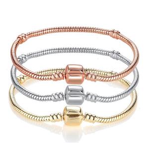 Offre Spéciale 3MM serpent chaîne <span class=keywords><strong>Bracelet</strong></span> de base pour femmes plaqué or Rose fabriqué à partir de cuivre/laiton matériel bracelets porte-bonheur à la mode - Product Image 1
