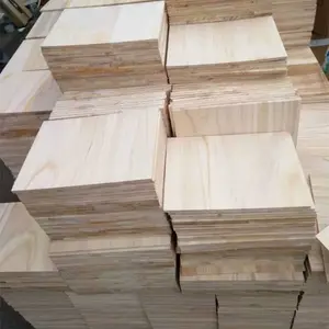 Madera aserrada KD Material blanco de madera muebles de madera de comprar el precio de madera de paulownia Junta