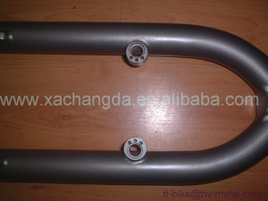 China precio <span class=keywords><strong>de</strong></span> fábrica <span class=keywords><strong>de</strong></span> Alta calidad <span class=keywords><strong>de</strong></span> titanio <span class=keywords><strong>bicicleta</strong></span> grasa tenedor/<span class=keywords><strong>marco</strong></span> <span class=keywords><strong>de</strong></span> la bici 700c tenedor/tenedor <span class=keywords><strong>de</strong></span> ciclocross - Product Image 4