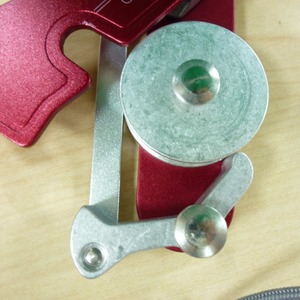 Descensor Auto-Frenante de Aluminio A902, Certificado CE EN341, para Cuerdas de 9-12 mm - Product Image 5