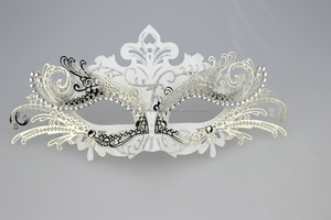 Embarcaciones de lujo de diamantes decoración del metal máscara de la mascarada - Product Image 6