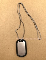 Placa de Identificación para Perro de Acero Inoxidable en Blanco con Cadenas y Silenciador de Goma Negra