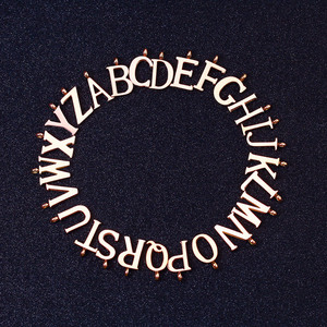 In Acciaio Inox Metallo 26 Inglese di Alta Qualità In Oro Rosa di Colore FAI DA TE Su misura I Risultati Dei Monili di Fascino Della Lettera di Alfabeto Del Pendente - Product Image 2