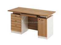 Aménagements de bureaux, table de direction, bureau de direction