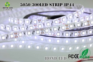 led de alta calidad a prueba de agua tira ip68 tira llevada 5050 strisce led luz de tira del led Empresas en busca de <span class=keywords><strong>distribuid</strong></span> - Product Image 4