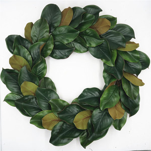 Vòng Hoa Mộc Lan Nho Để Trang Trí - Product Image 3