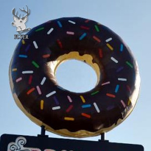 Modelo de Comida <span class=keywords><strong>Gigante</strong></span> Hecho a <span class=keywords><strong>Mano</strong></span>, Estatua de Donut de Fibra de Vidrio para Decoración de Tiendas al Aire Libre - Product Image 3