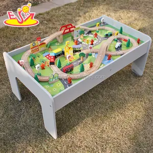 2018 Wholesale kids activity toys wooden train table set W04C070