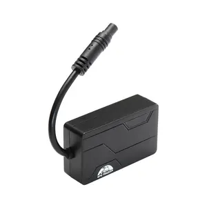 Coban Nieuwe Zeer Licht Gps Tracking Device Auto GPS311C Heeft Toetsen En Relais