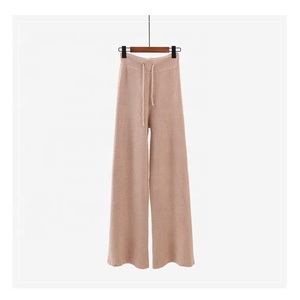 Automne hiver luxe 2 pièces pull <span class=keywords><strong>ensemble</strong></span> solide tricots décontractés femmes <span class=keywords><strong>laine</strong></span> tricoté deux pièces <span class=keywords><strong>pantalon</strong></span> <span class=keywords><strong>ensemble</strong></span> femmes chandails pour femmes - Product Image 3