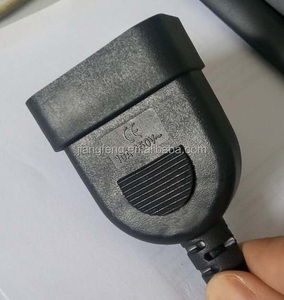 IEC C13 a conector de extensión italiano VDE CE aprobación Italia cable - Product Image 2