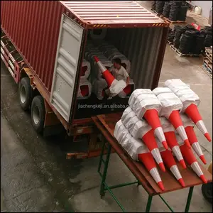 Düşük fiyat 1 metre 5 kg PE yansıtıcı kauçuk taban PVC trafik konisi