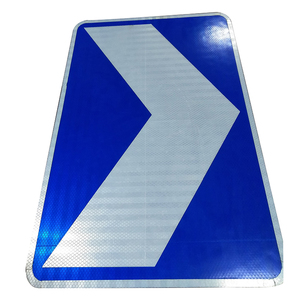 Máquina para Fabricar Señales de Tráfico Triangulares de Aluminio Impermeables - Product Image 4