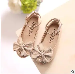 新款儿童鞋休闲设计皮革女孩蝴蝶结时尚可爱的孩子花式鞋