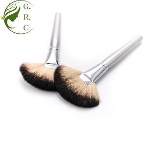 Meilleur ventilateur brosse pour mettre en évidence grand fan brosse argent poignée fan brosse - Product Image 5