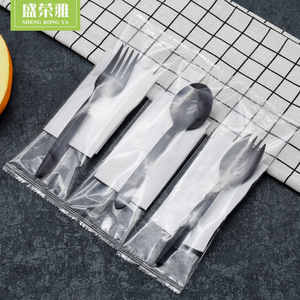 <span class=keywords><strong>Set</strong></span> di <span class=keywords><strong>posate</strong></span> in <span class=keywords><strong>plastica</strong></span> con coltello per tovagliolo cucchiaio tovagliolo carta OPP pacchetto - Product Image 2
