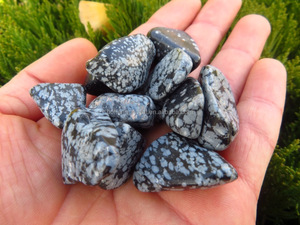 Piedras preciosas al por mayor alabastro bulk tumbled Snowflake Obsidian piedras curativas pulido grava cristal - Product Image 5