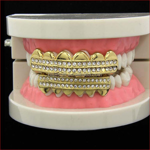 Hip Hop Bling Placcato Oro Due Row ICED OUT CZ pietre Denti GRILLZ TG012-G9 - Product Image 4